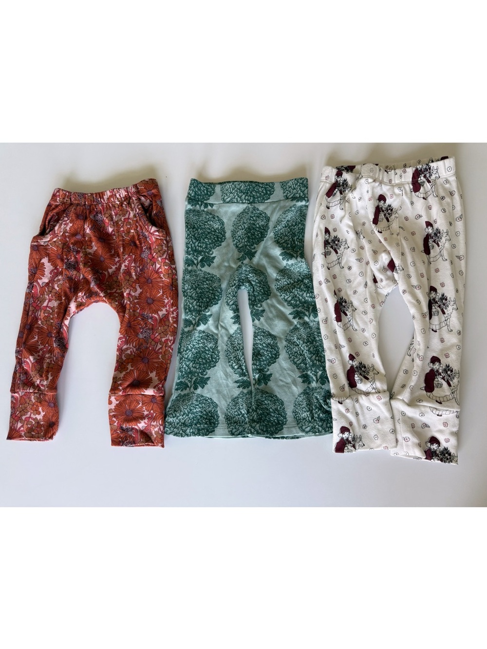 kate quinn Girls' Leggings Trio - Rust, Green & Cream